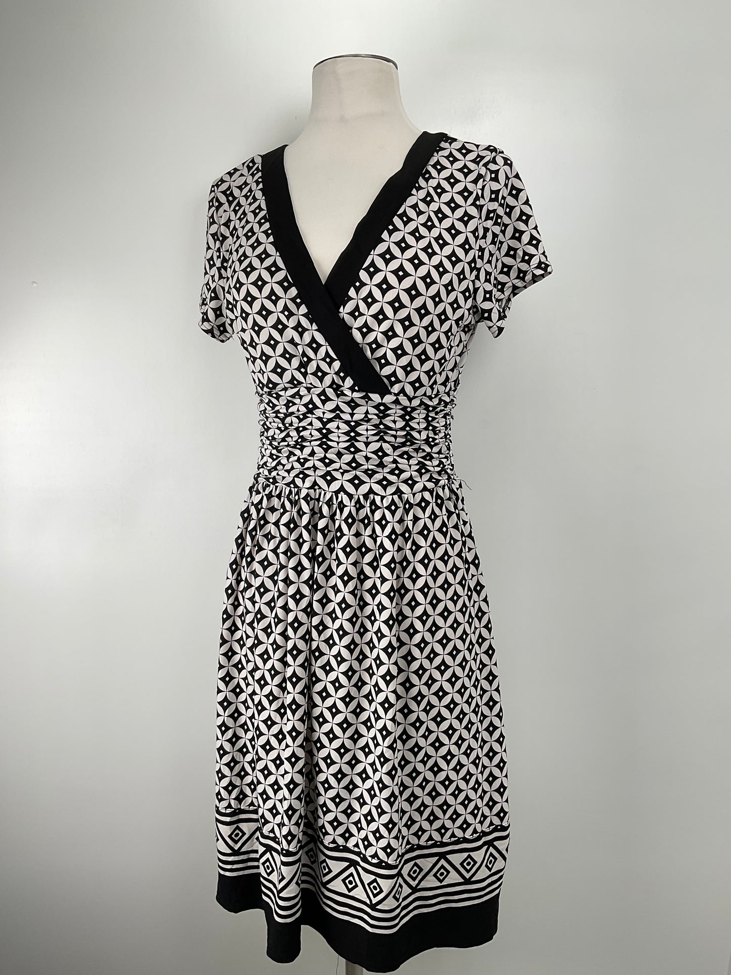 Vestido Blanco Floral Studio
