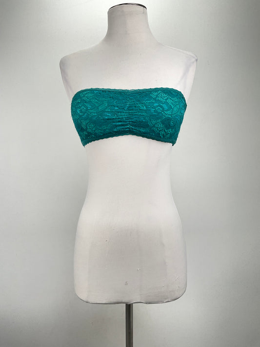 Top Verde Floral Hearts