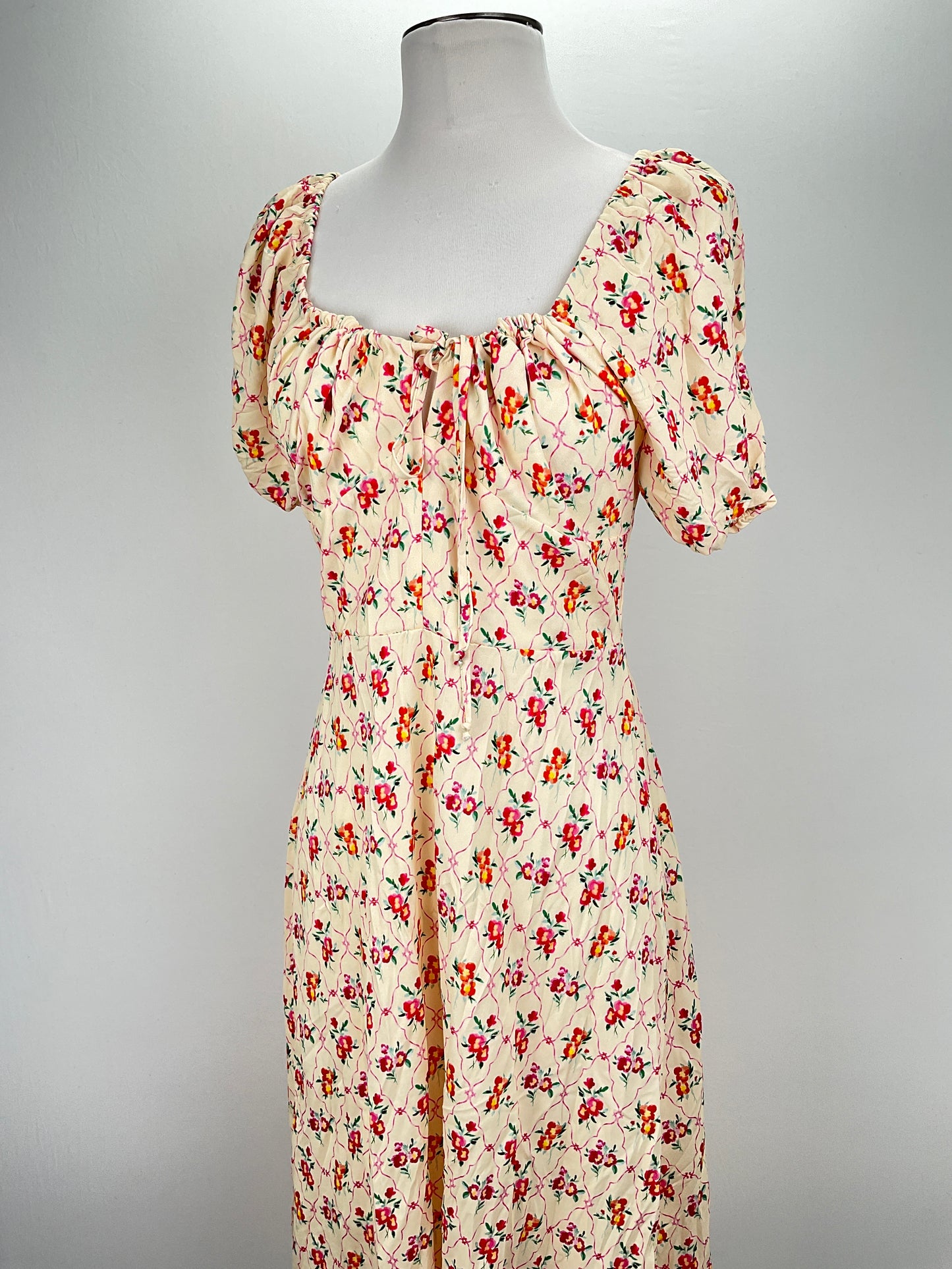 Vestido Crema Floral Resa