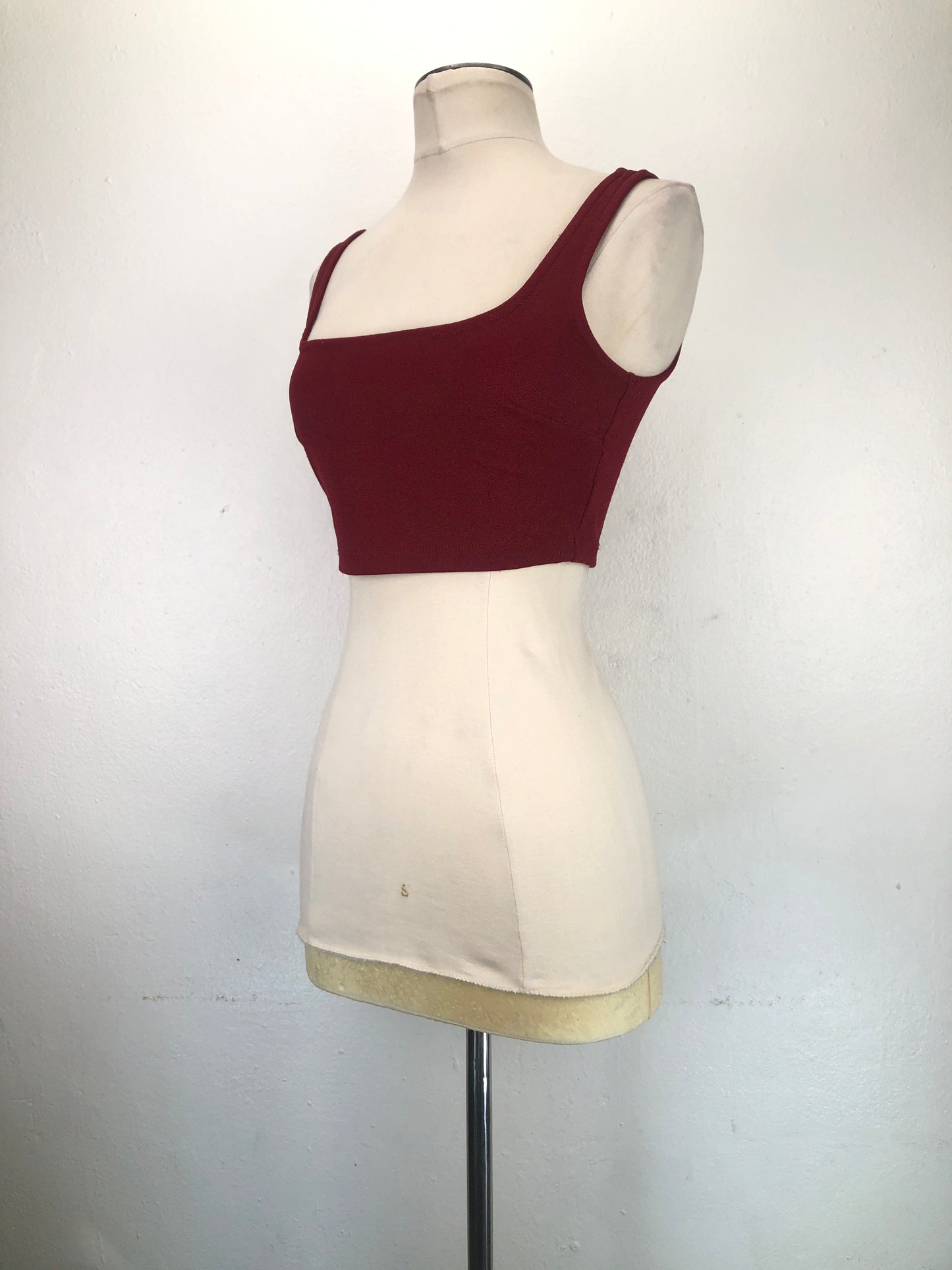 Busita Rojo vino Miss Avenue