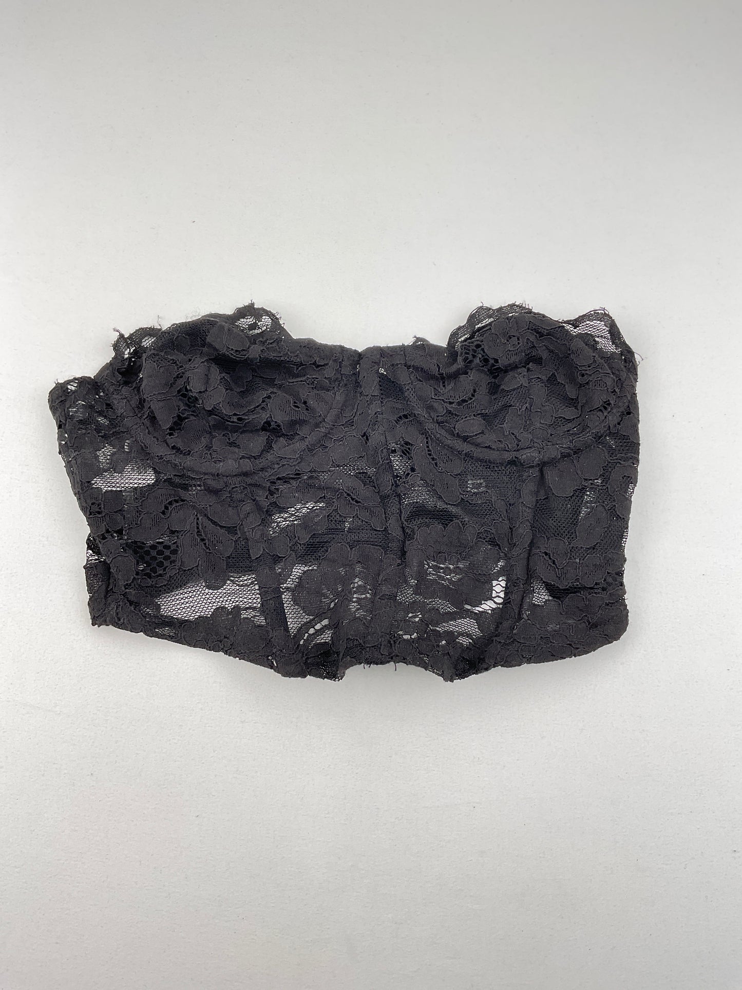 Top Negro Floral Kendall Kylie