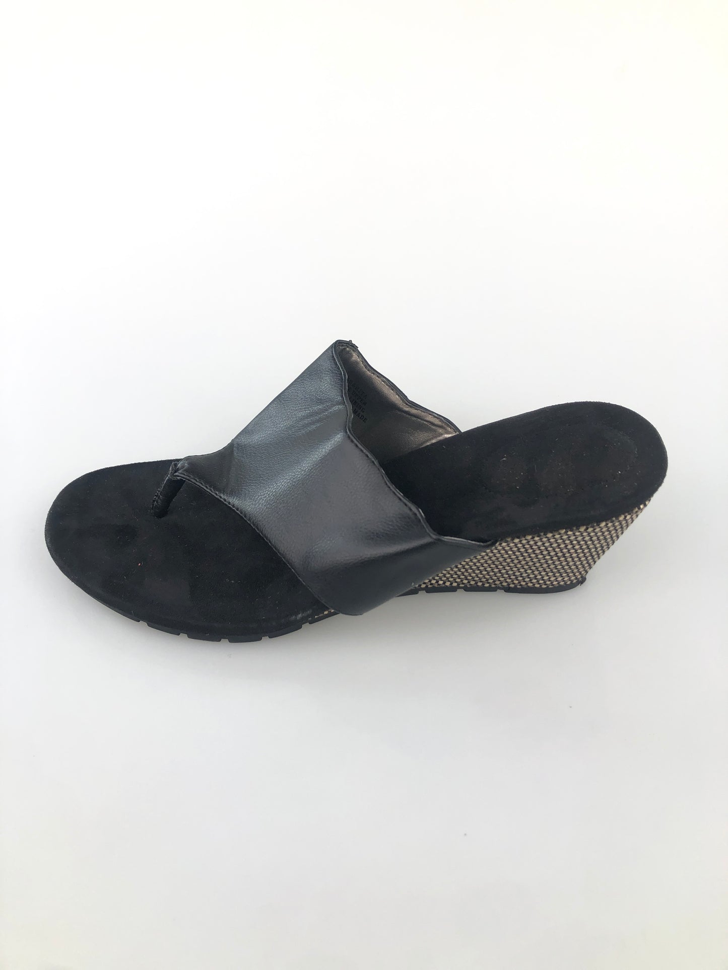 Zapatilla Negro de Plataforma Bandolino