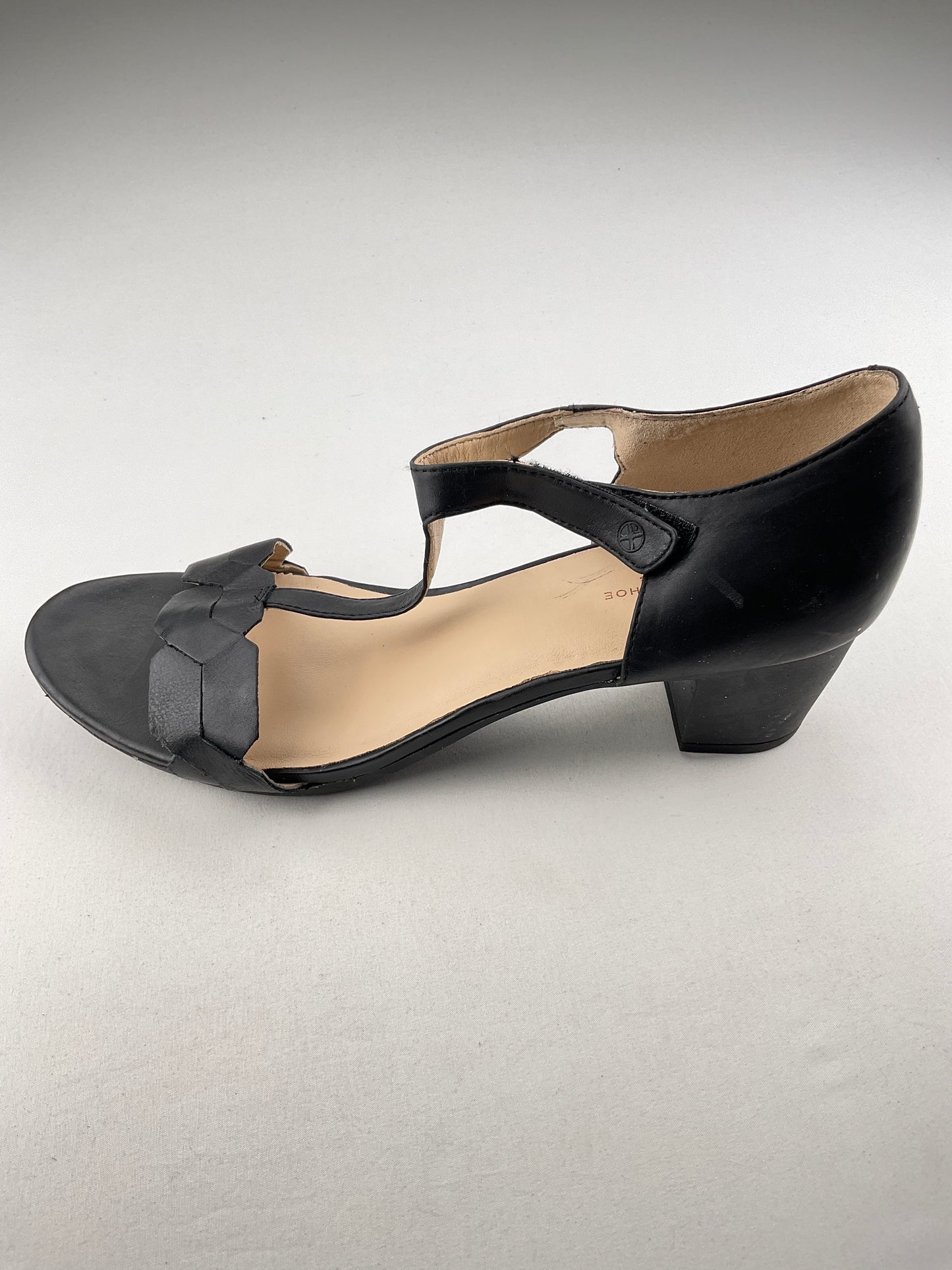 Zapatilla Negro de Tacón Hush Puppies