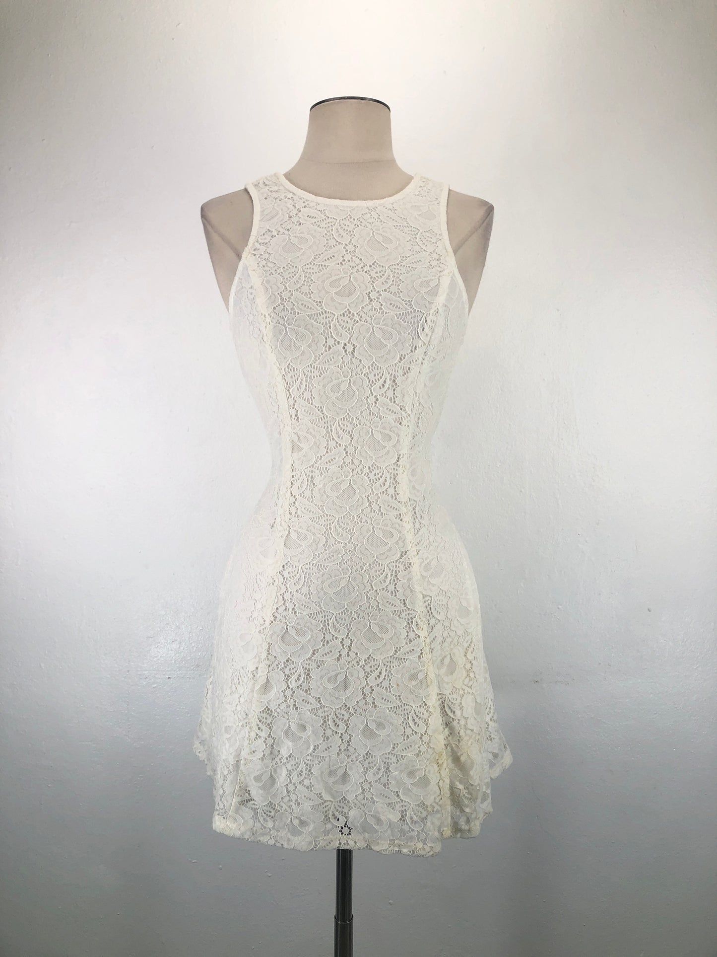 Vestido Blanco de Flores Speechless