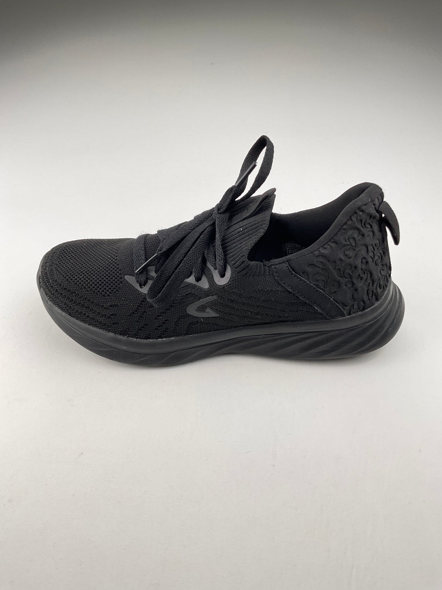 Tenis Negro Deportivo Geers