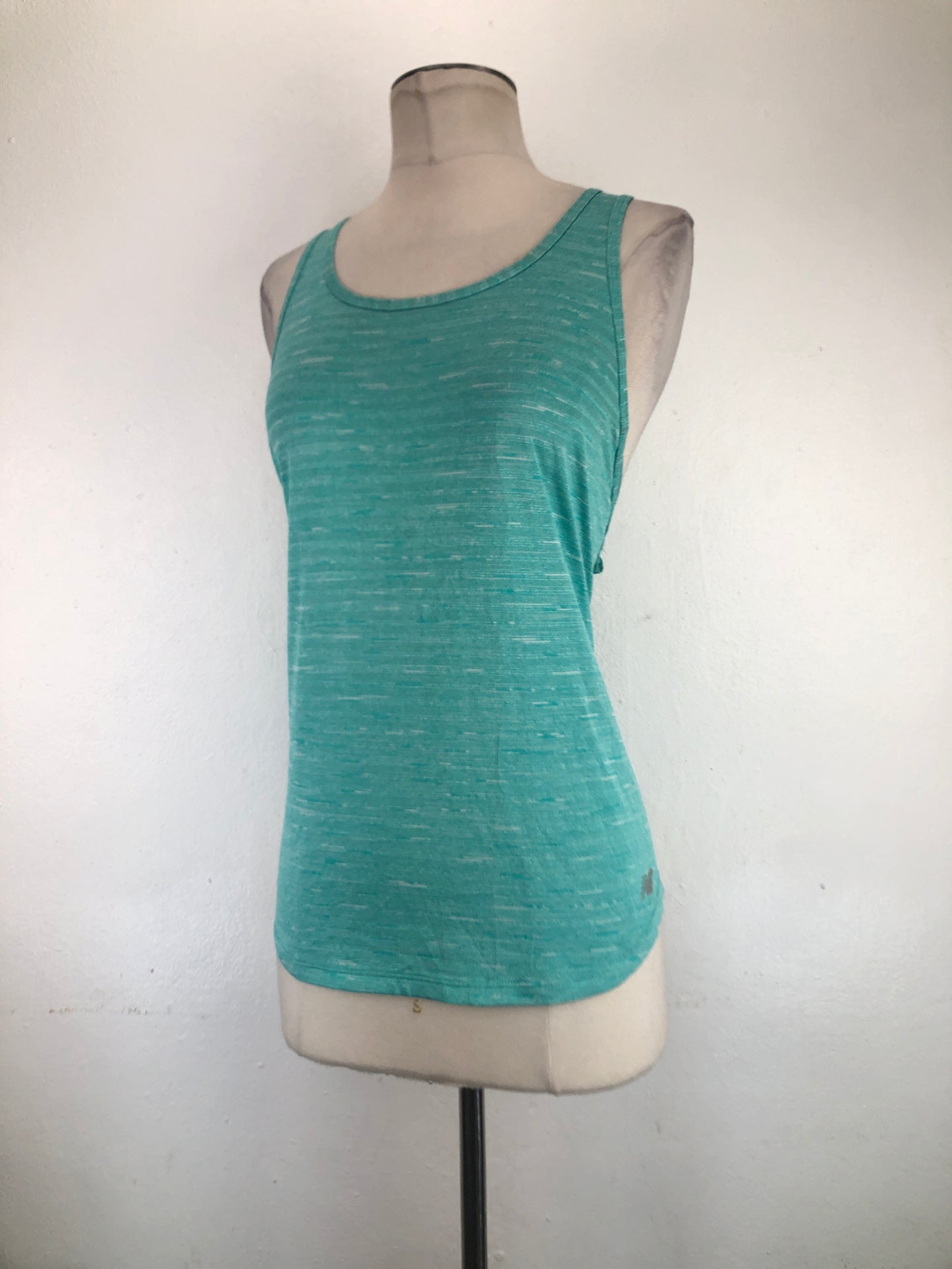 Blusa Turquesa Deportivo New Balance