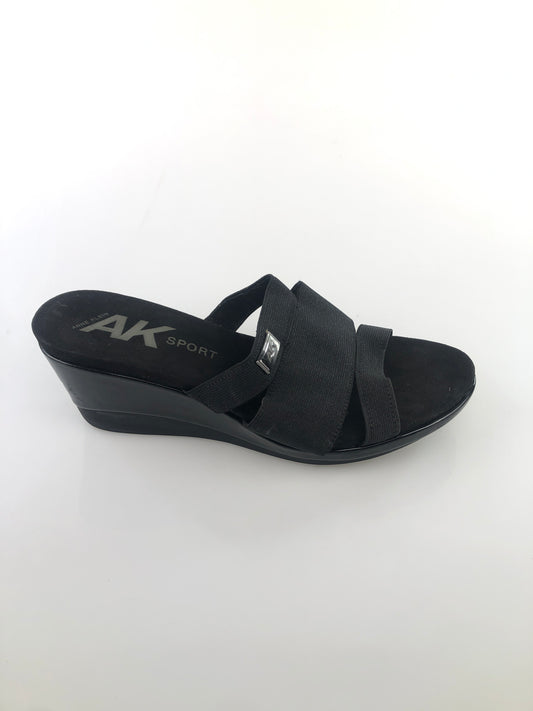 Zapatilla Negro de Plataforma Anne Klein