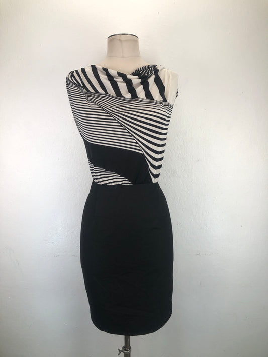 Vestido Negro Vanheusen