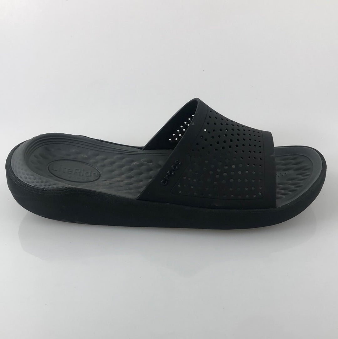 Caliso Negro Crocs