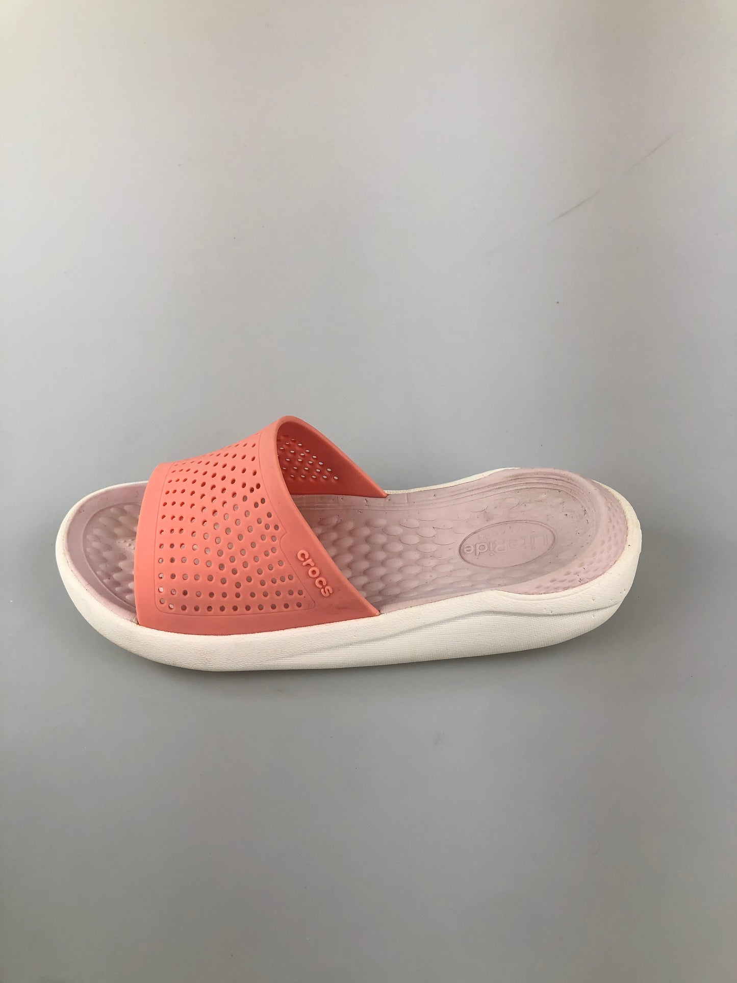 Sandalia Naranja Crocs