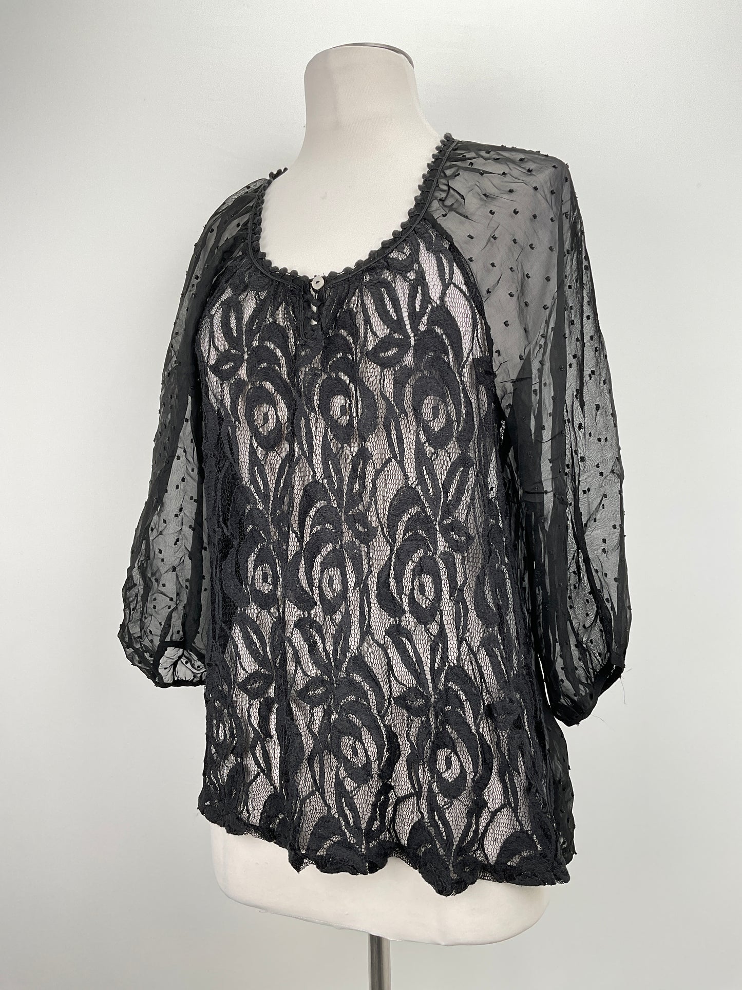 Blusa Negro Floral Style Co