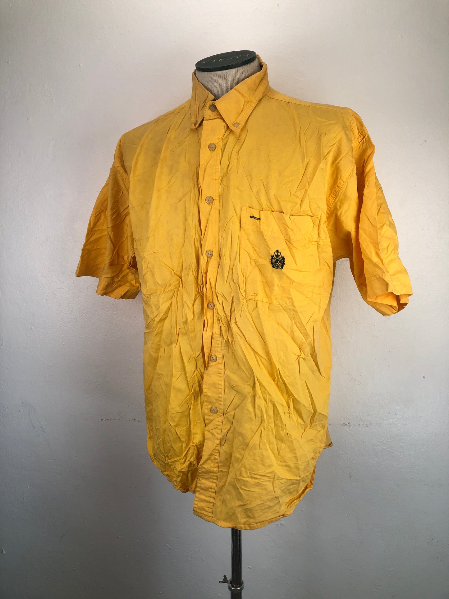 Camisa amarillo Bugle Company