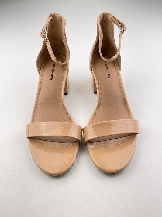 Zapatilla Crema de Tacón Amazon essentials