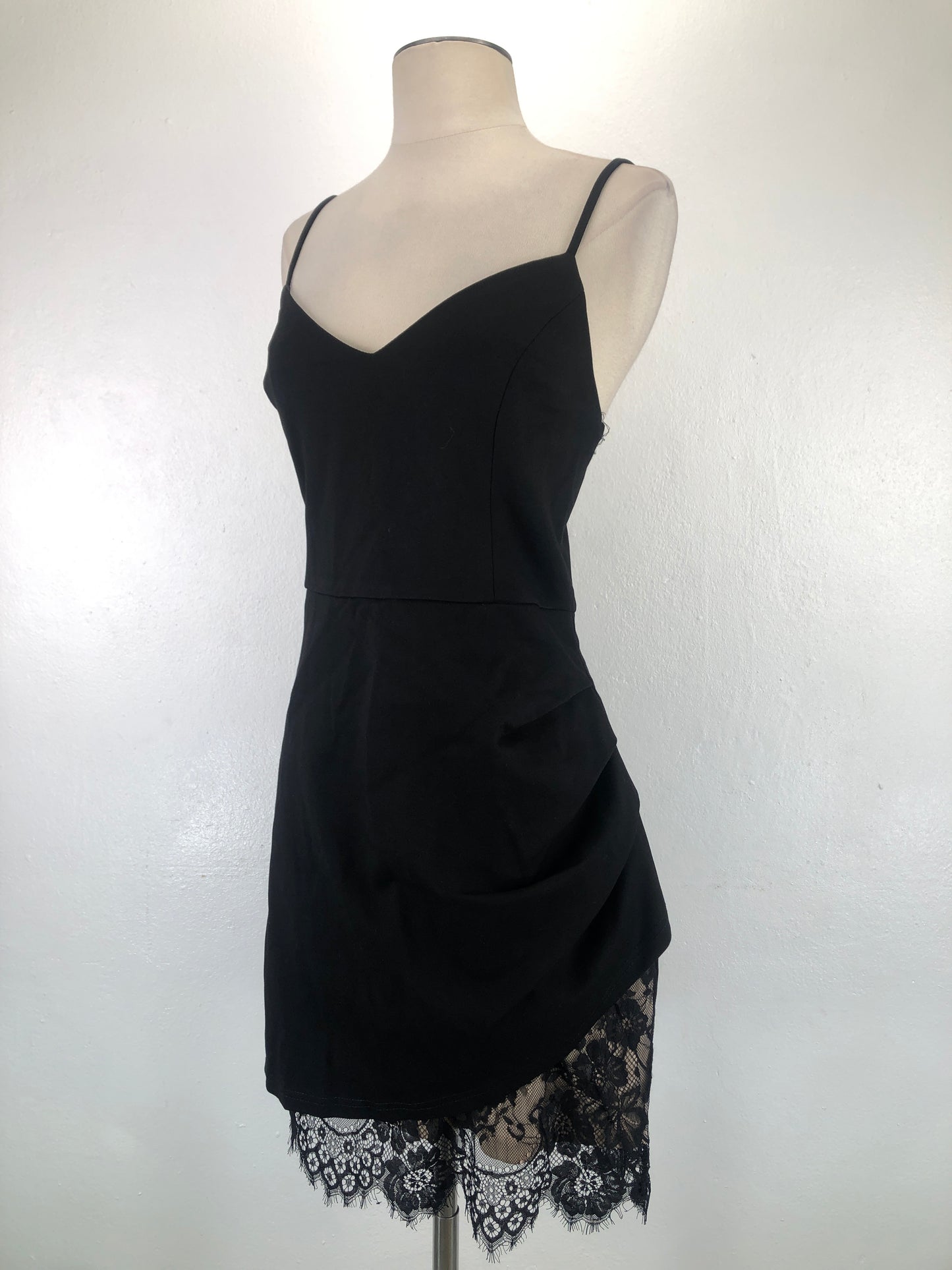 Vestido Negro Lush