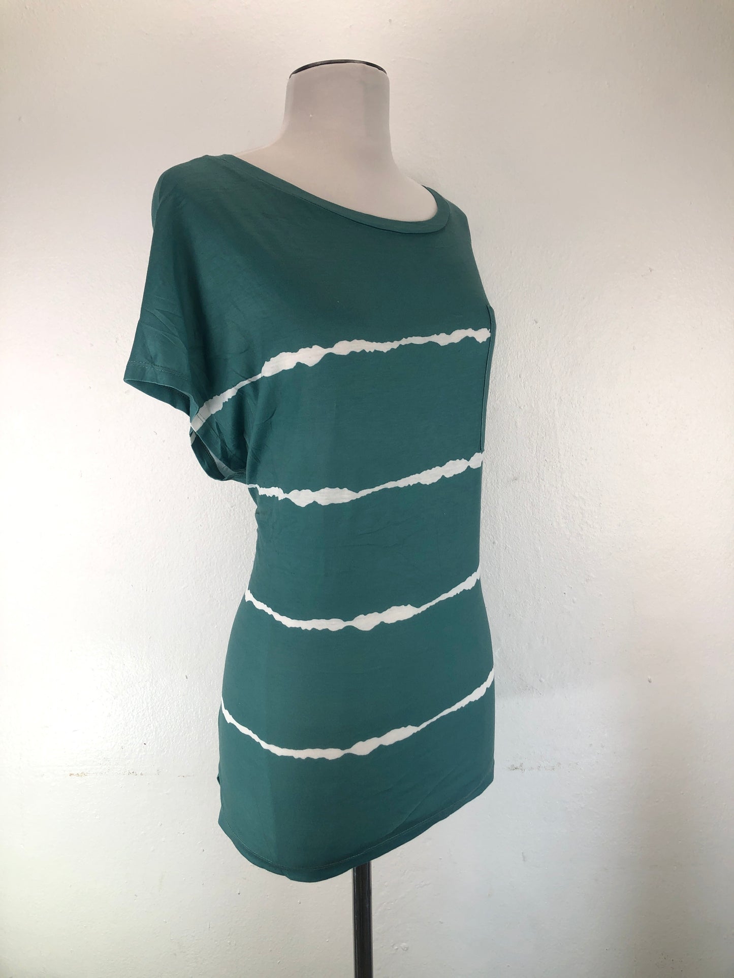 Camiseta Turquesa de Rayas Merokeety