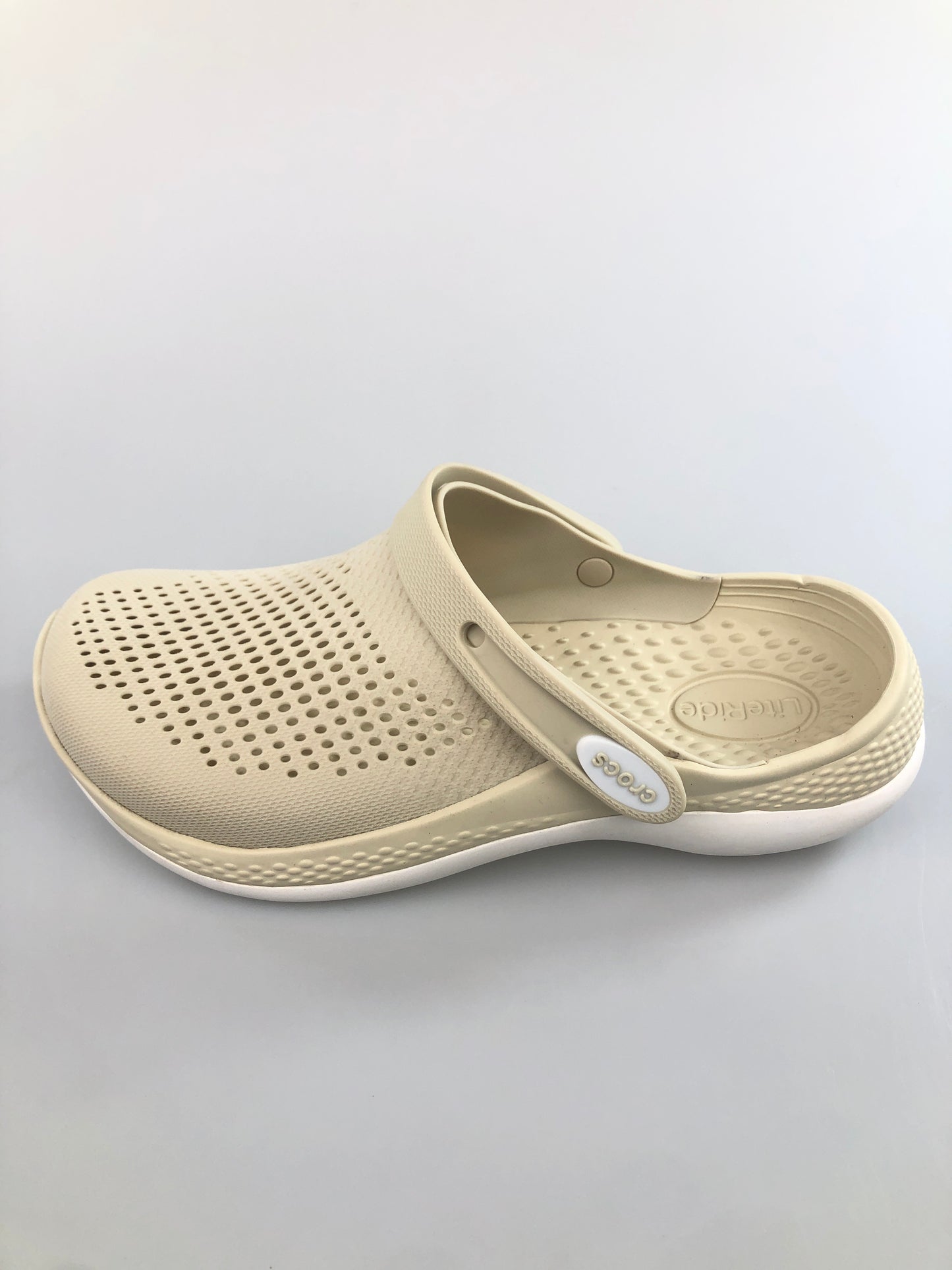 Sandalia Beige Crocs