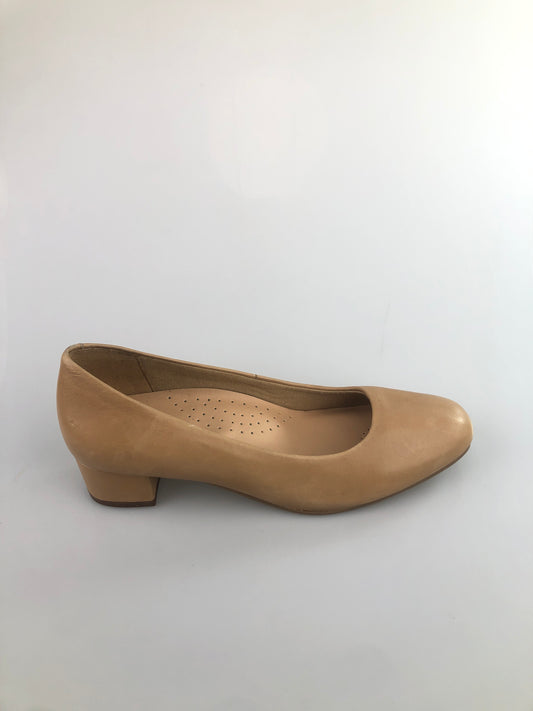 Zapatos Crema Trotters