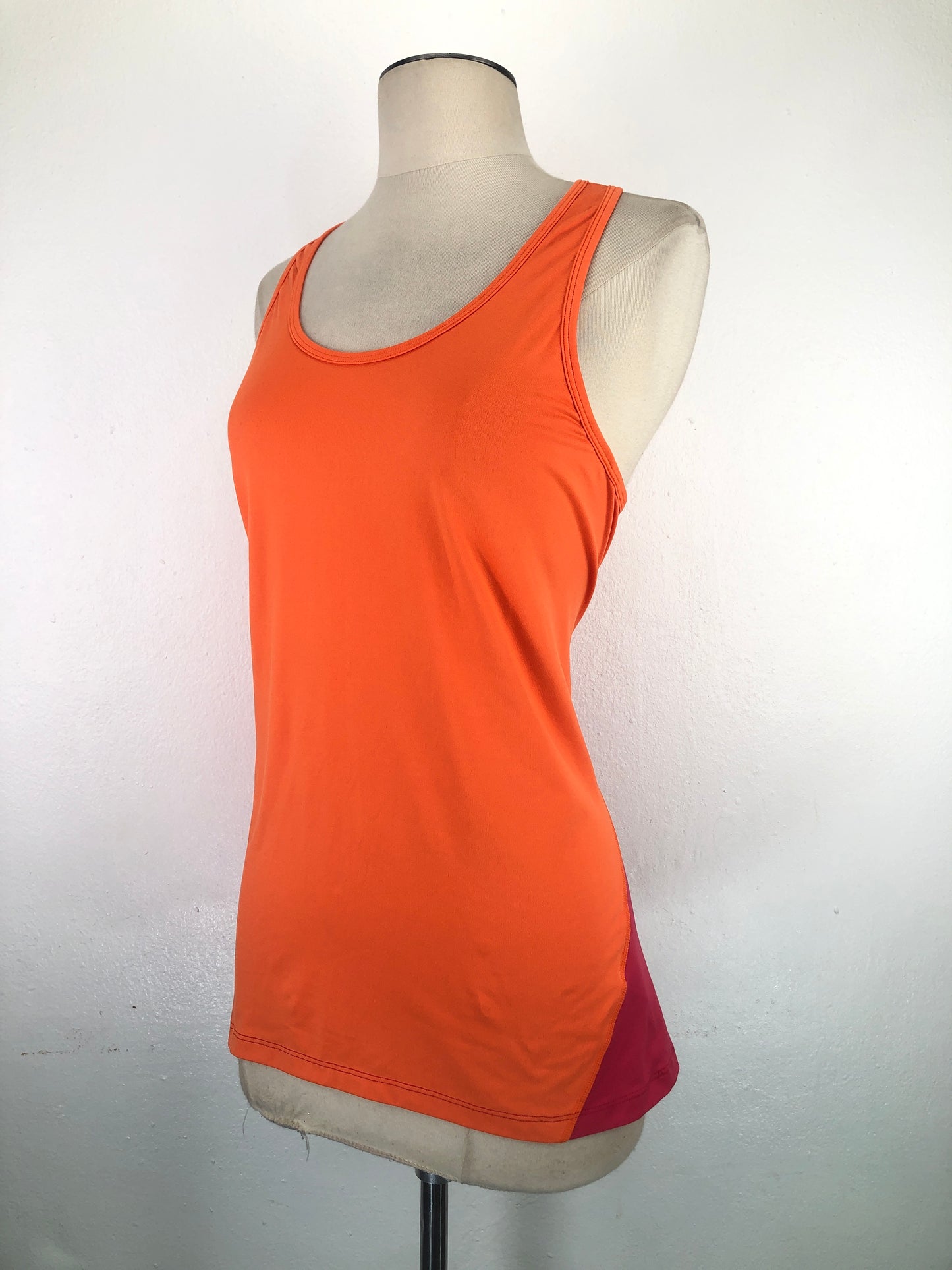 Camiseta Naranja Deportivo Roxy