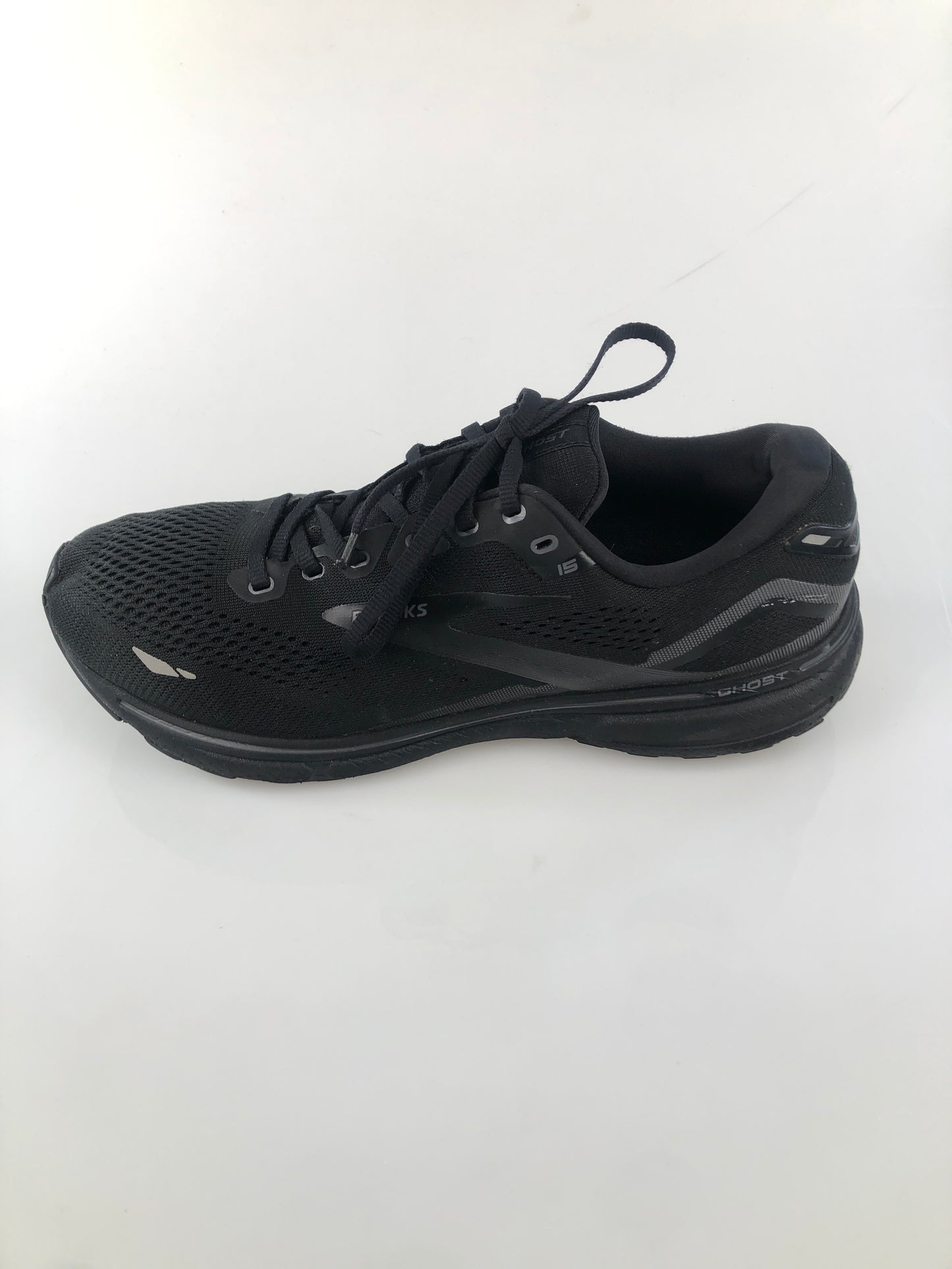 Tenis Negro Deportivo Brooks