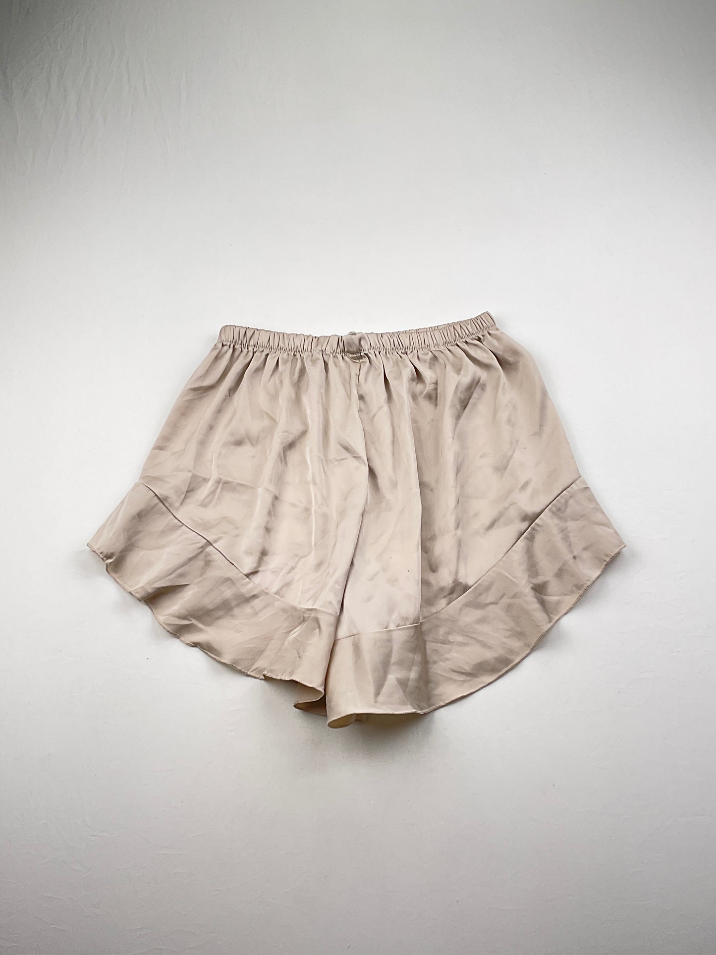 Short Crema Variangis