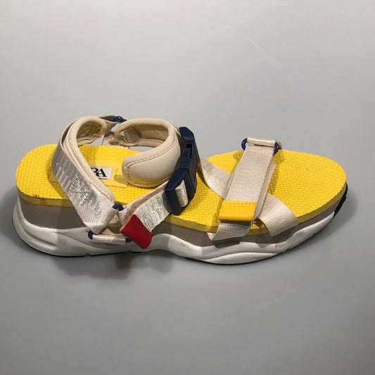 Sandalia Amarillo Zara