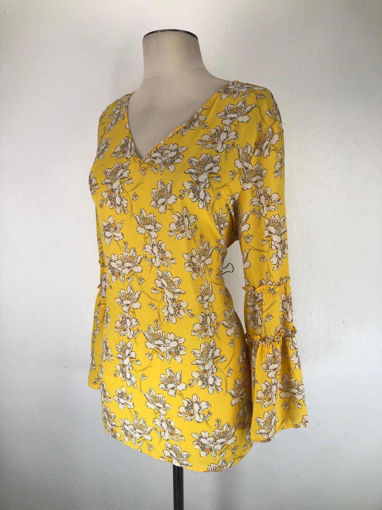Blusa Amarillo de Flores Zac Rachel
