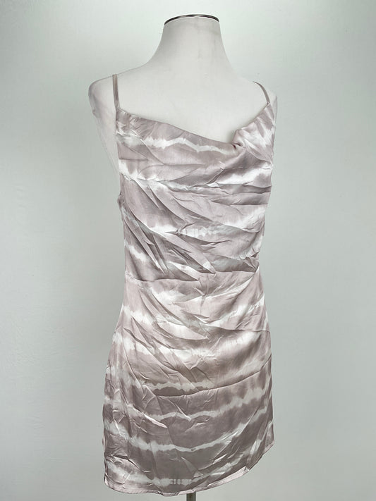 Vestido Crema Style Rack