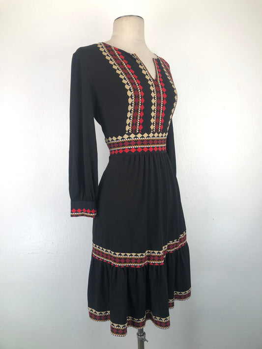 Vestido Negro Signature