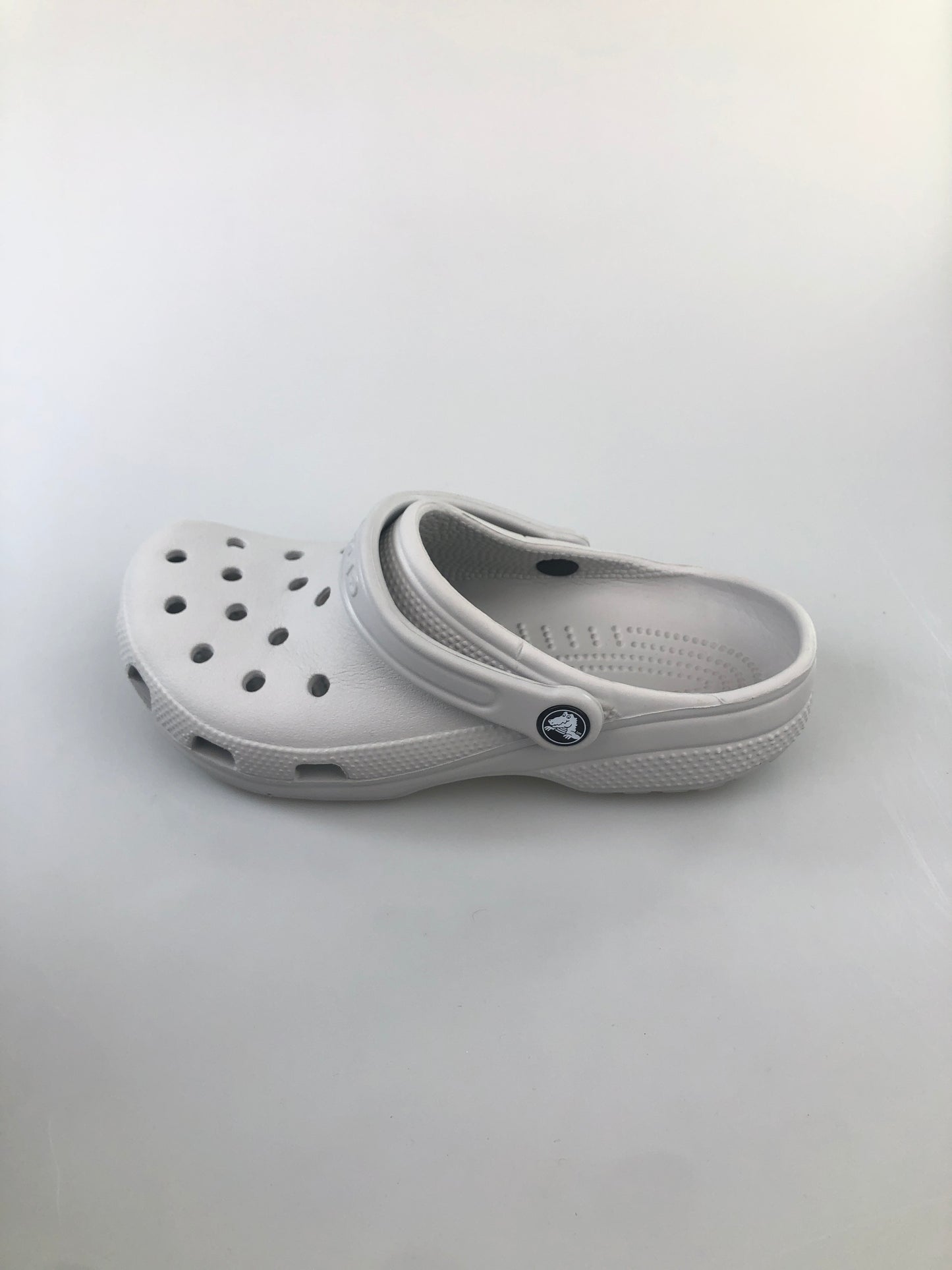 Sandalia Gris Crocs