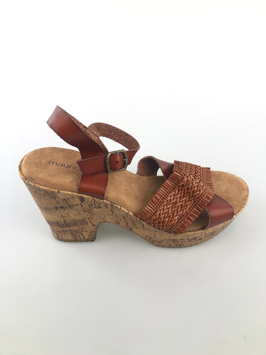 Zapatilla Marron de Tacon Mau rices