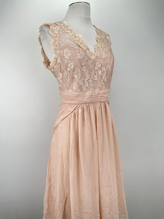 Vestido Nude Floral Sangria