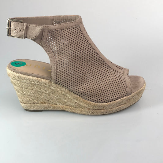 Zapatilla Crema Unisa