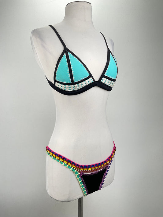 Conjunto Multicolor Triangl