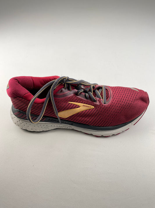 Tenis Rojo vino Deportivo Brooks