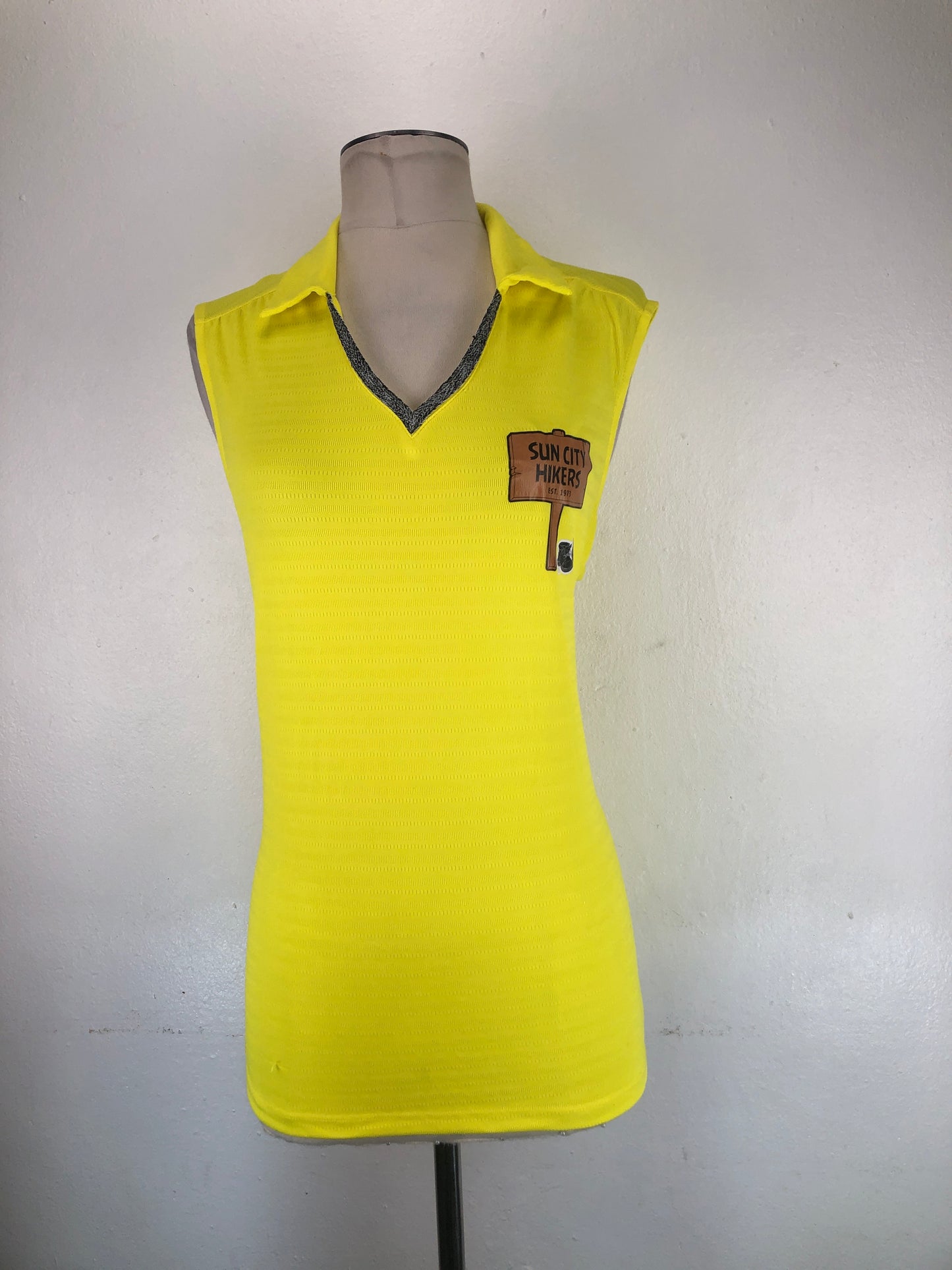 Blusa Amarillo Deportivo Antigua