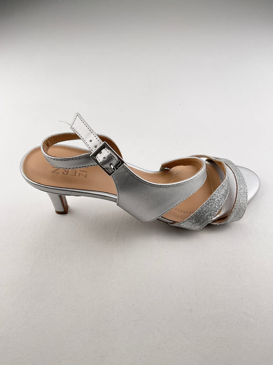Zapatilla Plateado de Tacón Naturalizer