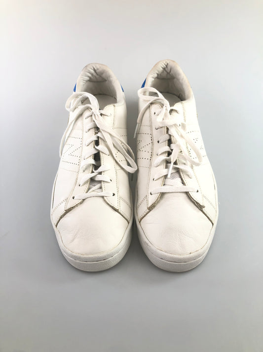 Tenis crema Nb Deportivo