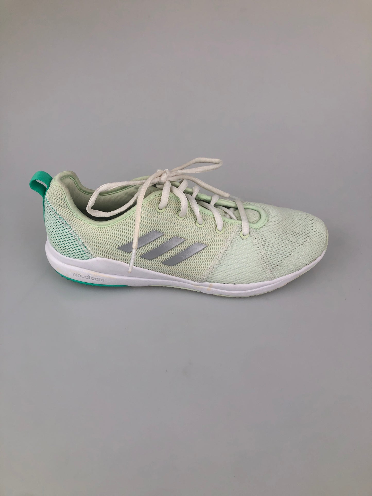 Tenis Verde Deportivo Adidas