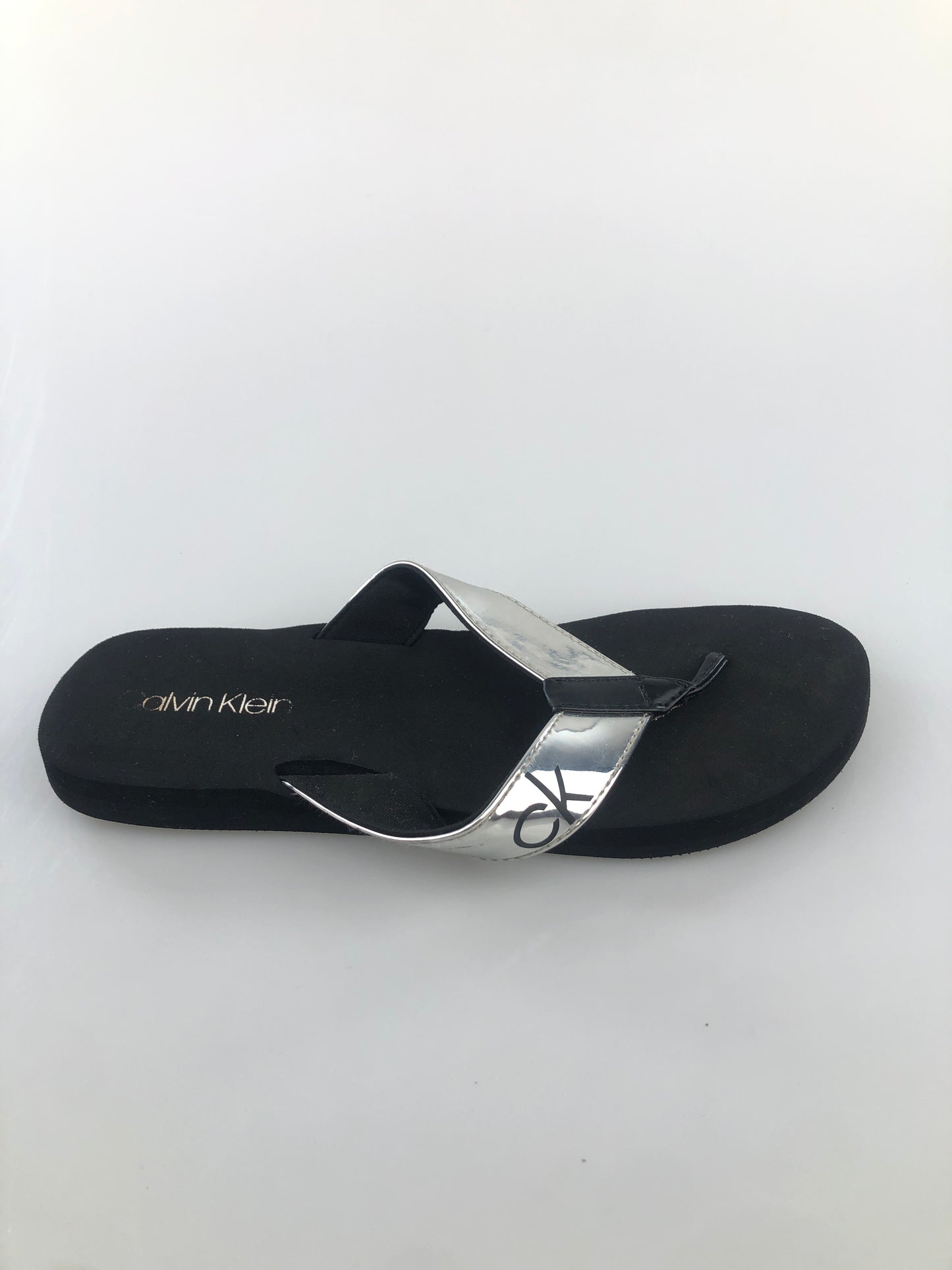 Sandalia Plateado Calvin Klein