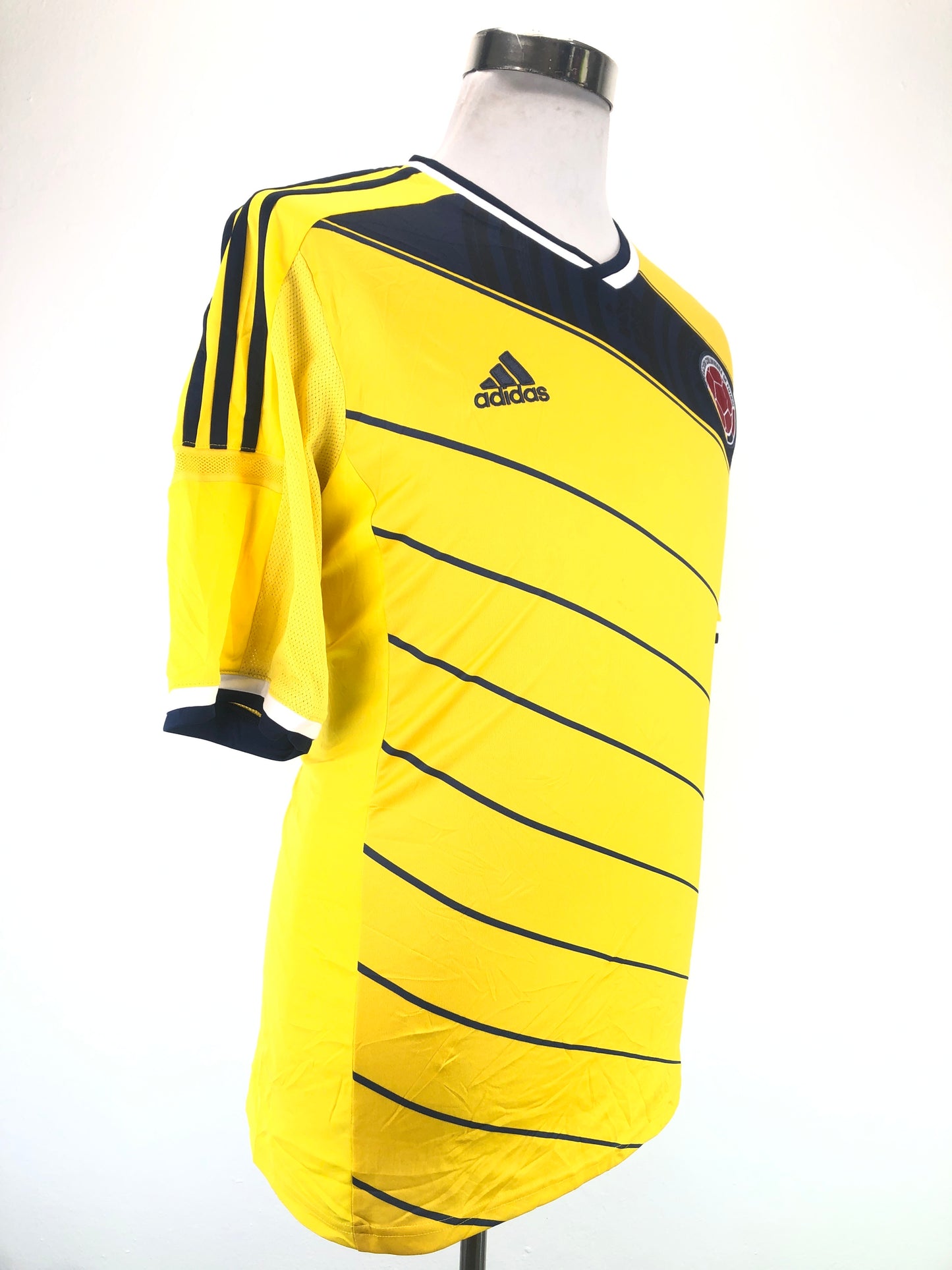 Camiseta Amarillo Deportivo Adidas