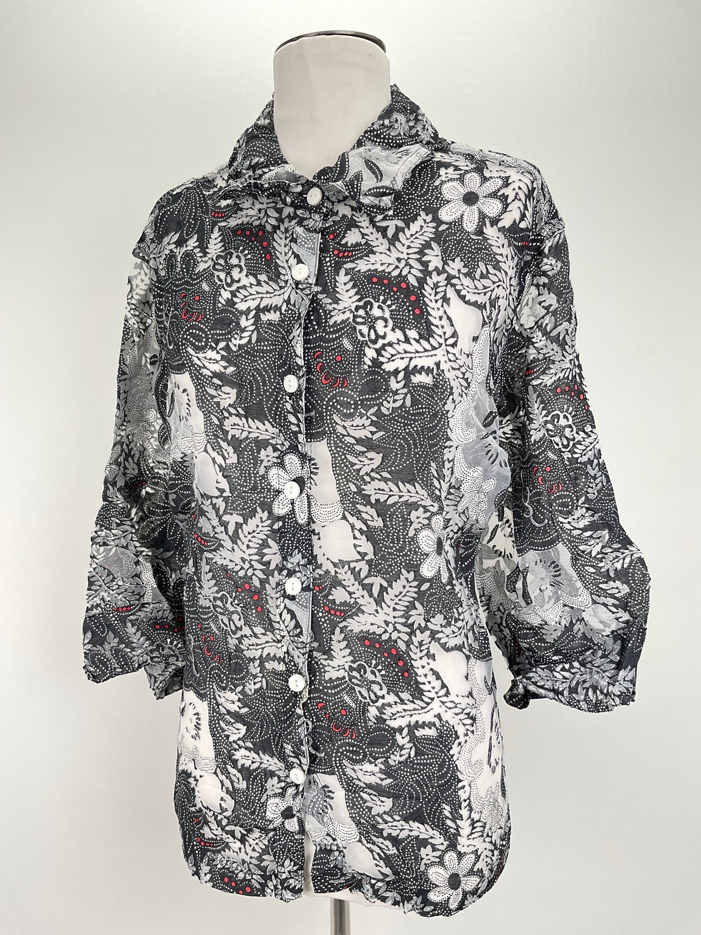 Camisa Gris Floral Choices