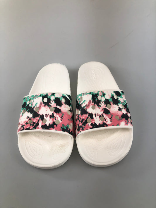 Sandalia Multicolor Crocs