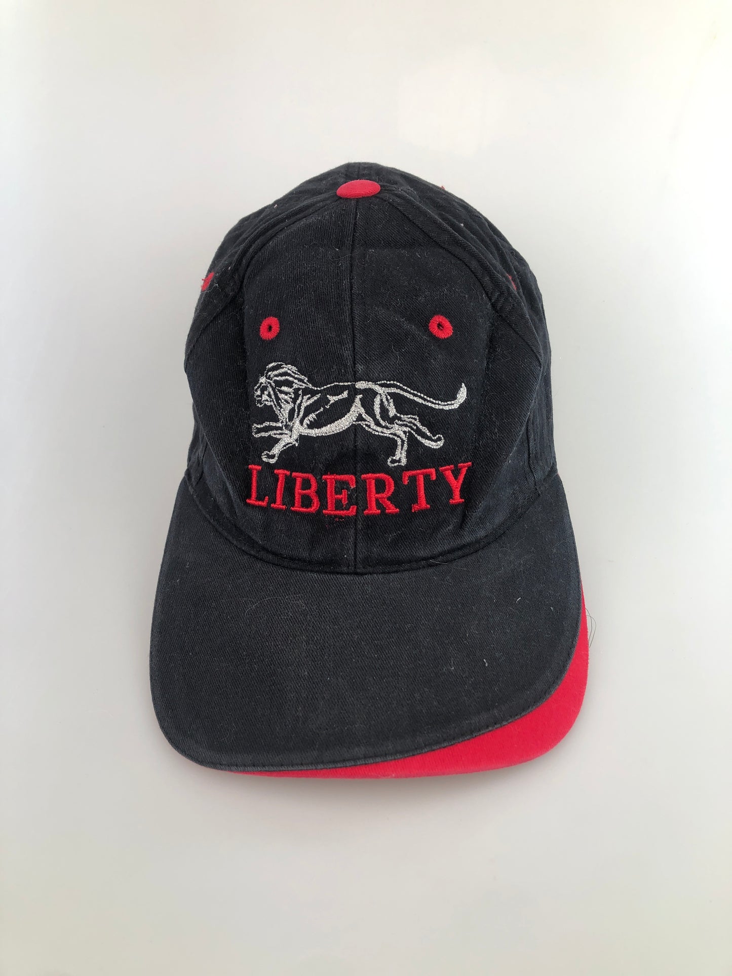 Gorra Negro Liberty