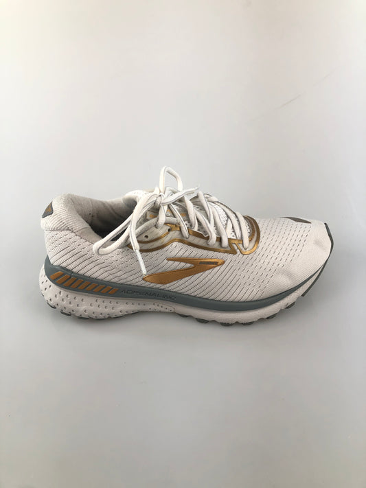 Tenis Crema Deportivo Brooks