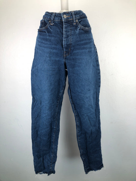 Panltalon Azul Mom Jeans Old Navy