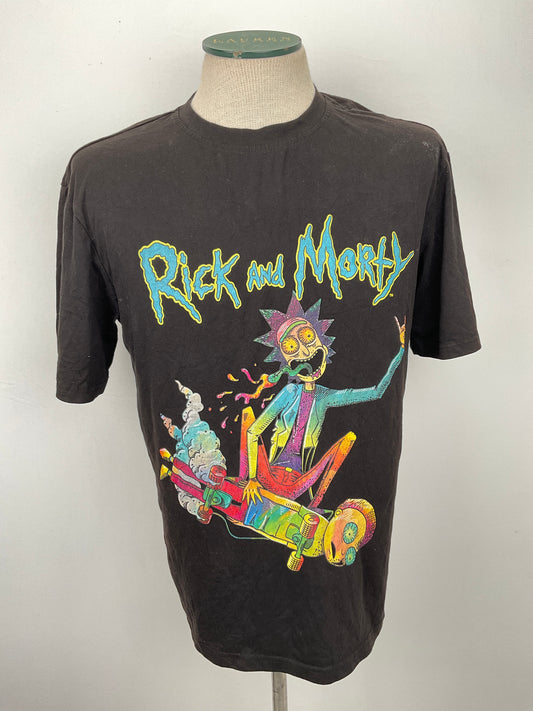 Camiseta Negro Romwe