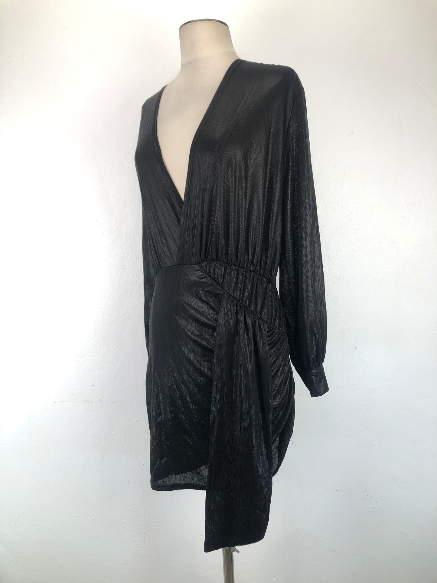 Vestido Negro de Fiesta Variangis