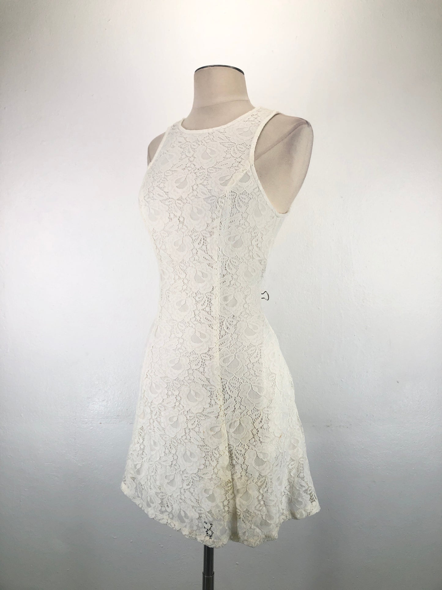 Vestido Blanco de Flores Speechless