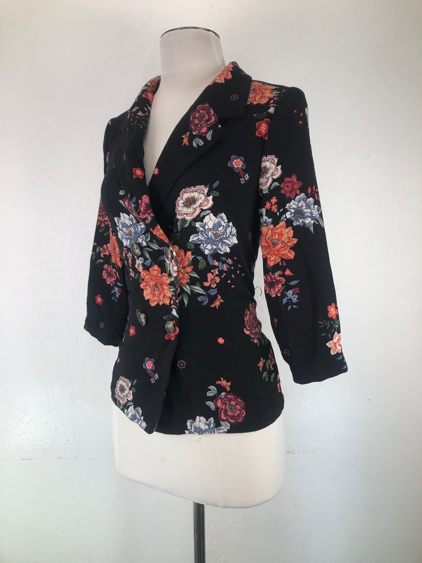 Chaqueta Negro Floral Bobeau