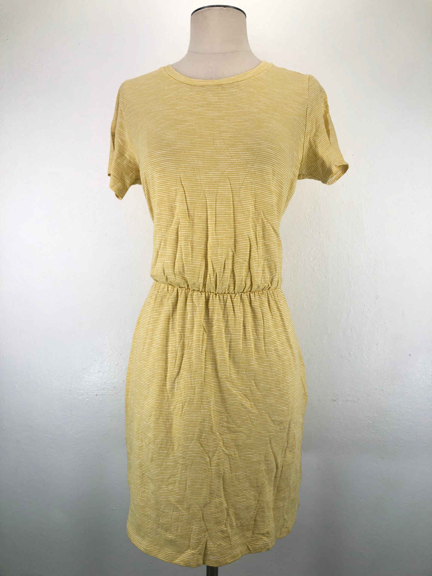 Vestido Amarillo de Rayas Old Navy